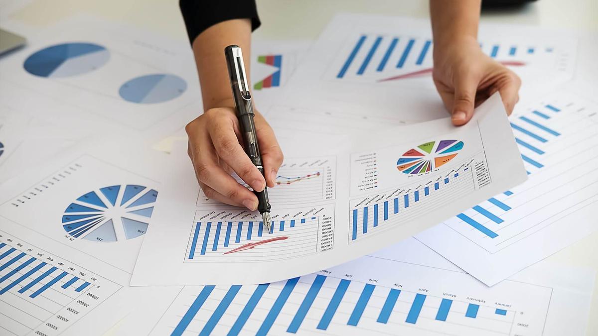 15 recruitment KPIs you should be tracking in 2024